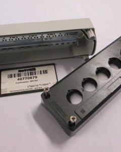 Push-button housing w/5 holes